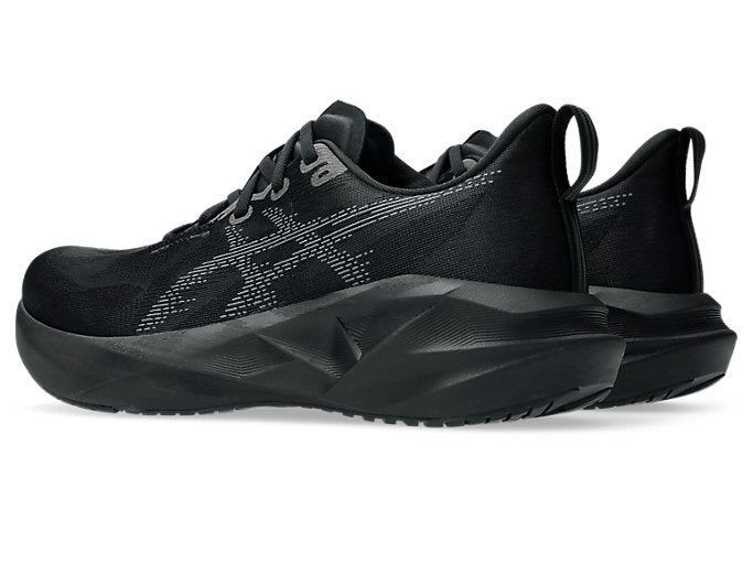 ASICS Novablast 5