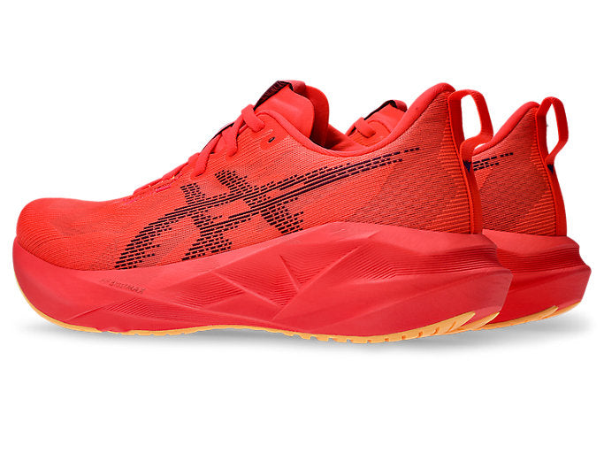 ASICS Novablast 5