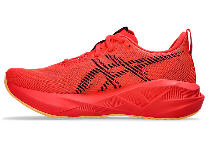 ASICS Novablast 5