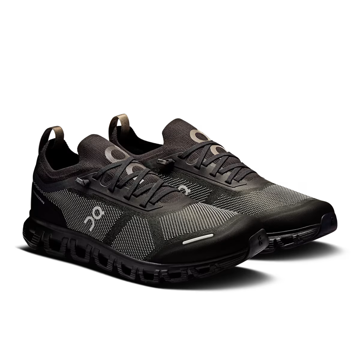 On Cloud 6 Versa (Men) - Black | Eclipse