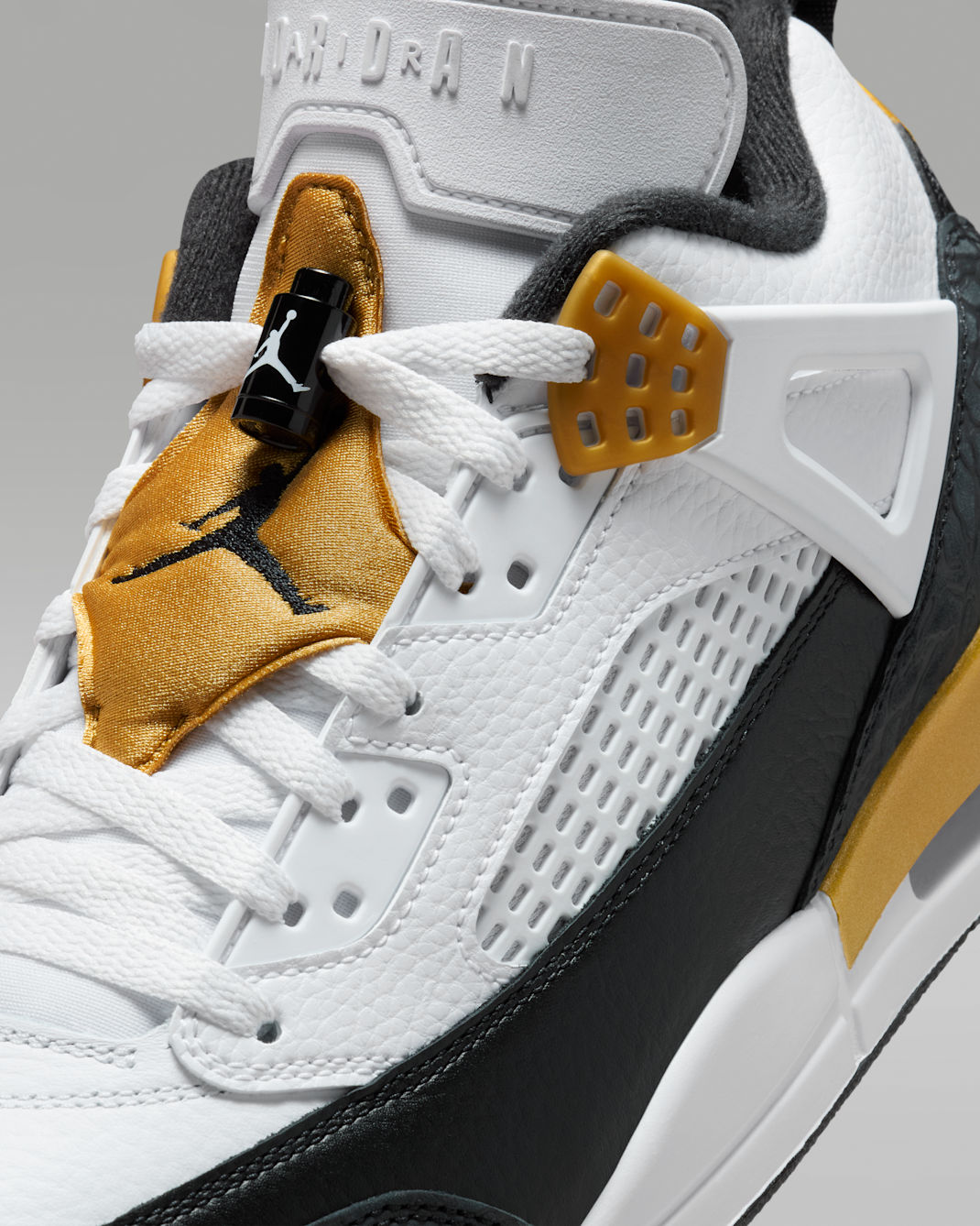 Jordan Spizike Low (Men) - White/Metallic Gold/Black