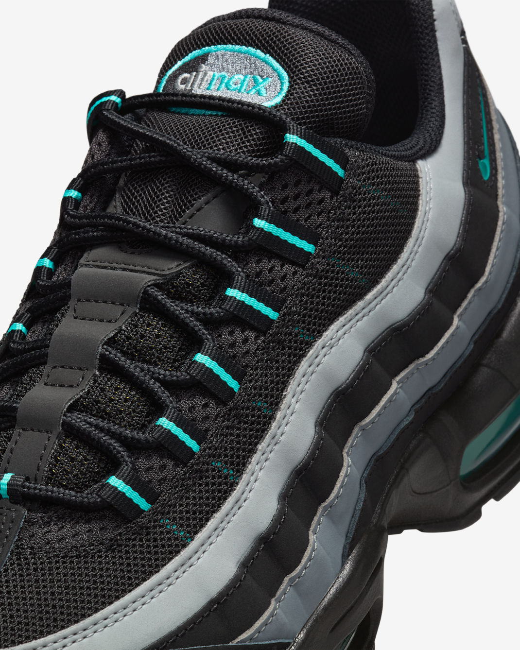 Nike Air Max 95 (Men) - Black/Cool Grey/Light Smoke Grey/Aurora Green