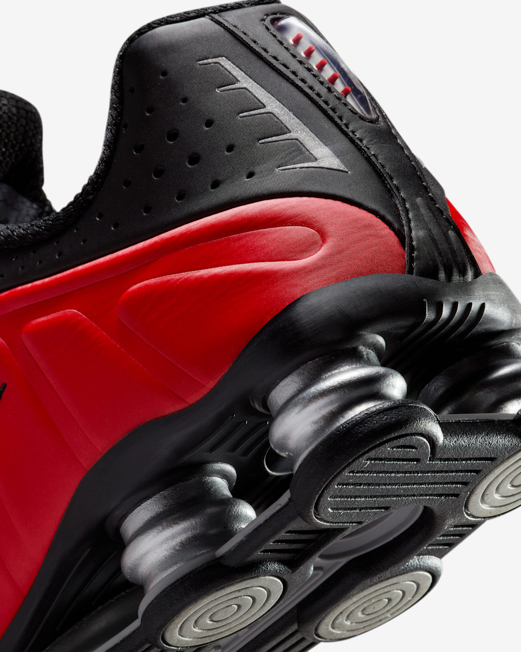 Nike Shox R4 - University Red/Black/Metallic Silver/University Red
