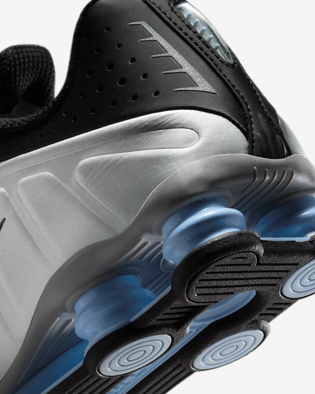 Nike Shox R4 - Metallic Silver/Black/Psychic Blue/Metallic Silver